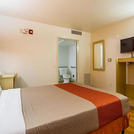Motel 6 Mesa North المظهر الخارجي الصورة