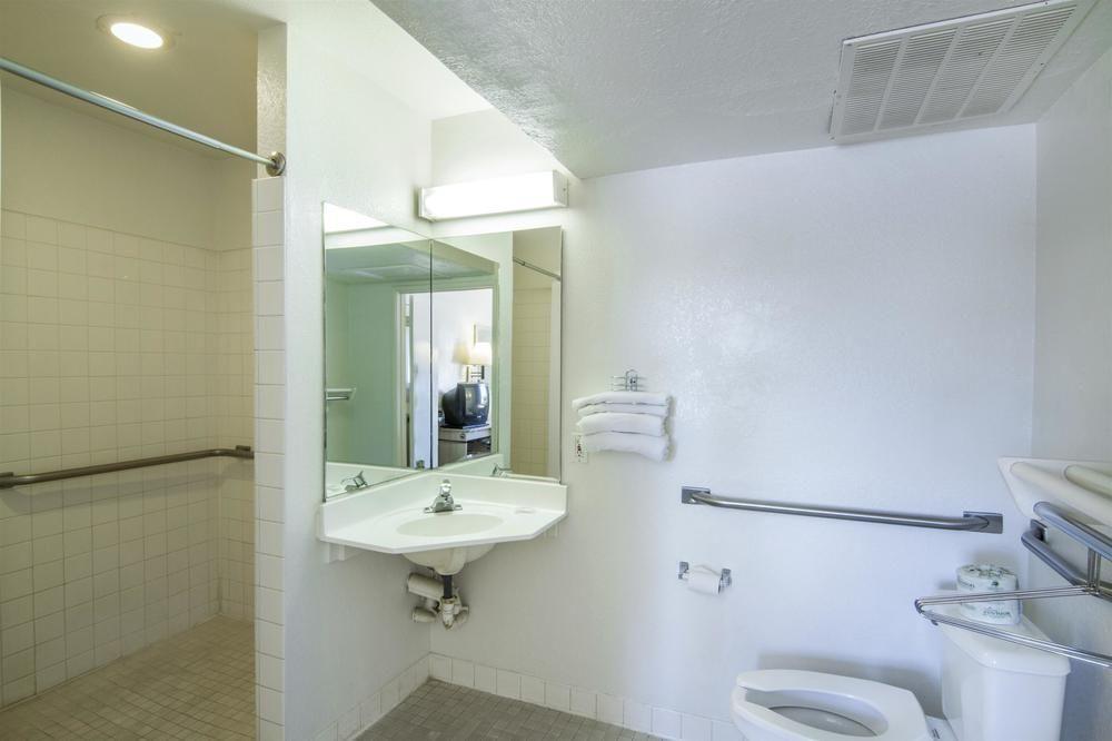 Motel 6 Mesa North المظهر الخارجي الصورة
