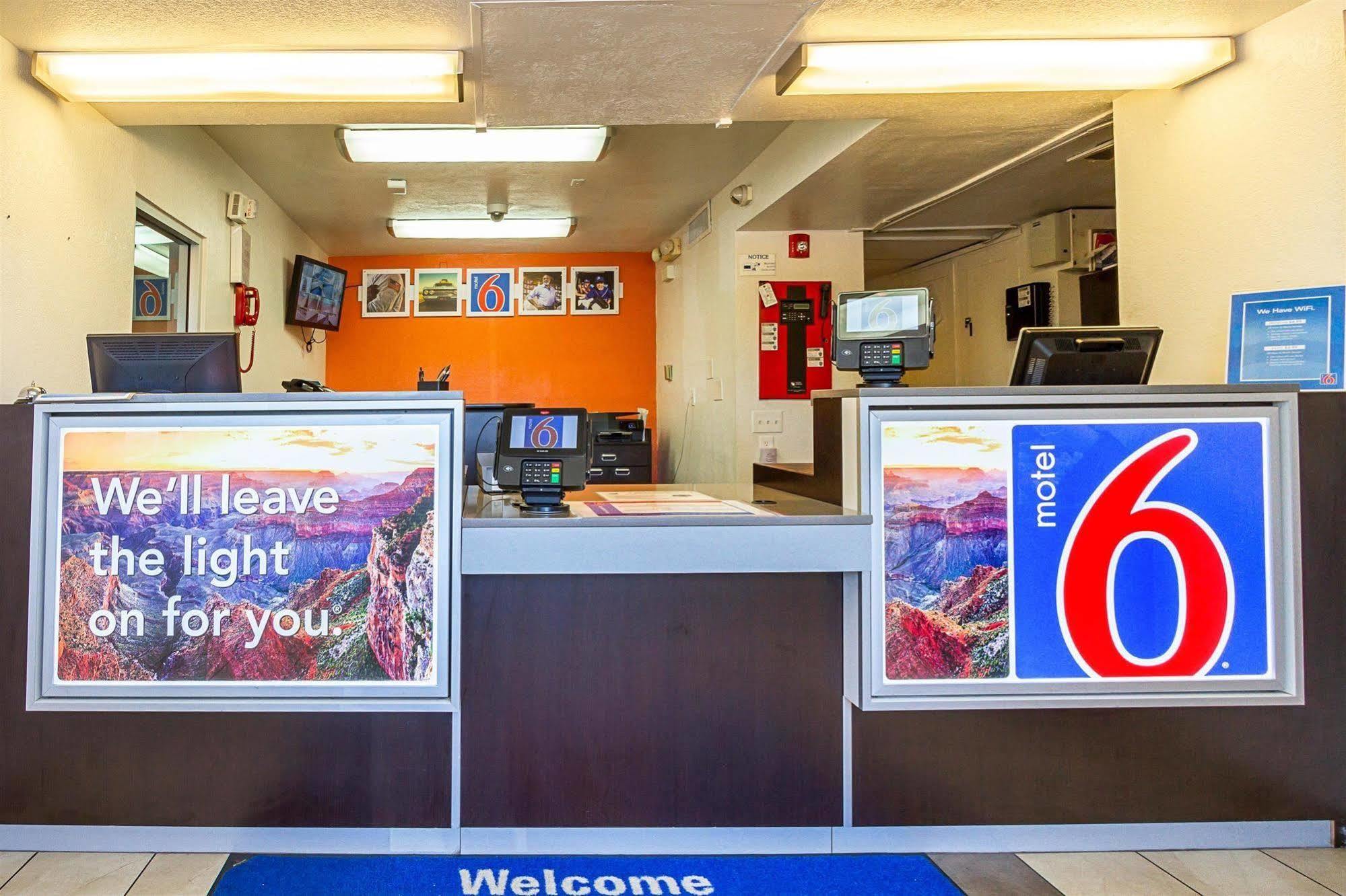 Motel 6 Mesa North المظهر الخارجي الصورة