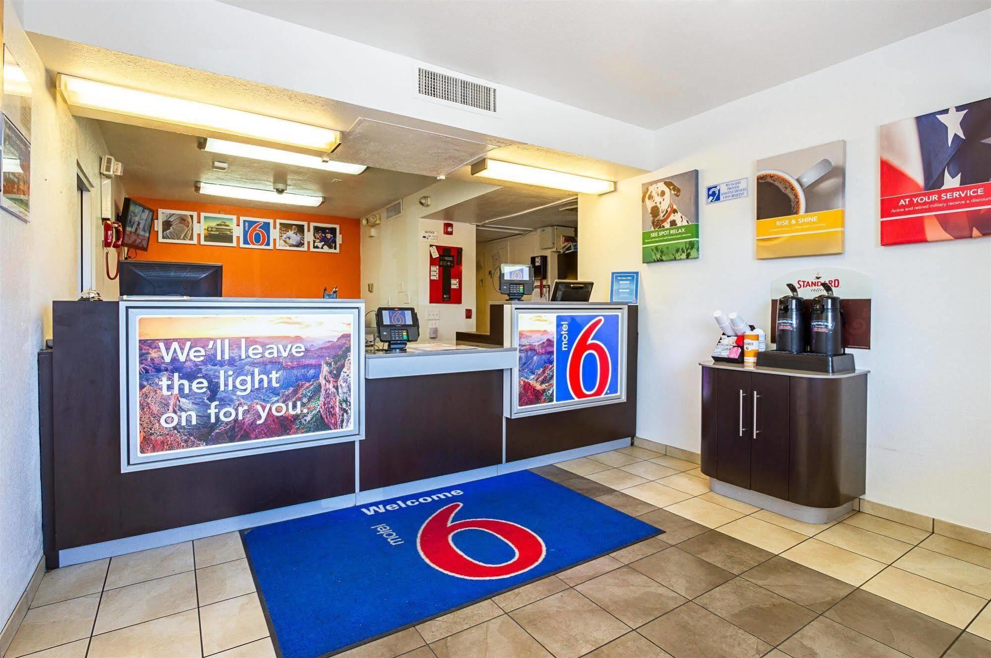 Motel 6 Mesa North المظهر الخارجي الصورة