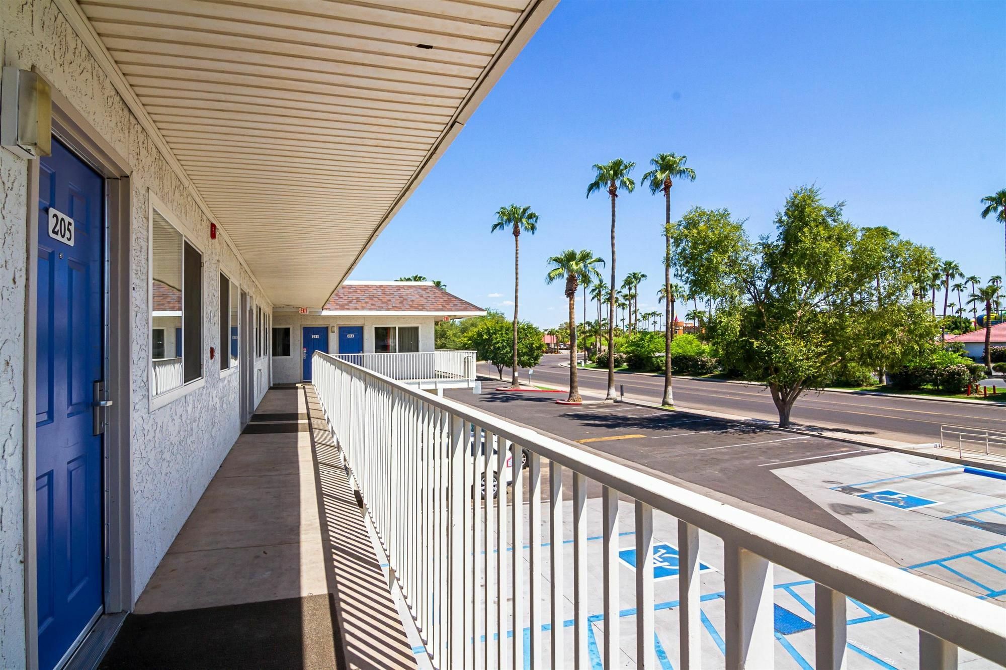 Motel 6 Mesa North المظهر الخارجي الصورة